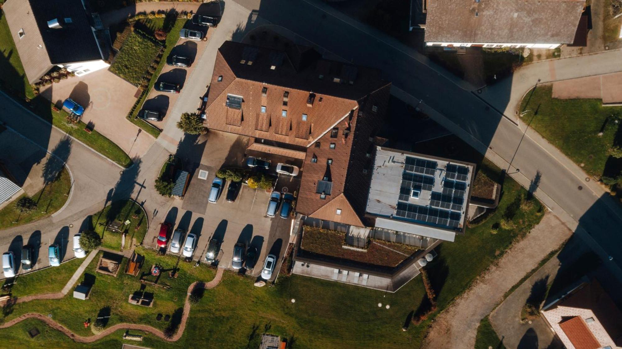 Hotel Sonne Post Mit Schwimmbad Titisee-Neustadt Exterior foto